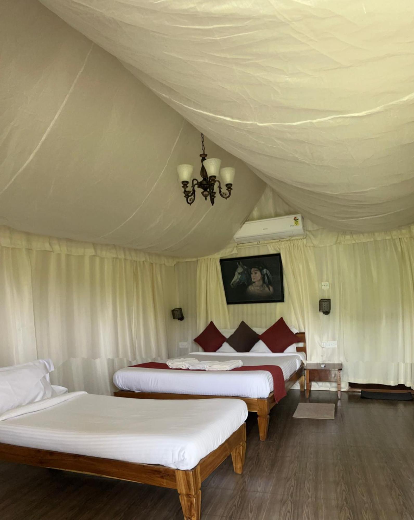 Wilderness Jungle Camp Hotel Malavalli Exterior foto